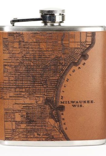 https://historicmilwaukee.org/wp-content/uploads/2021/01/Milwaukee_flask_front_590x-350x515.jpg