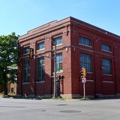 20TonStudios_01_Exterior.jpg